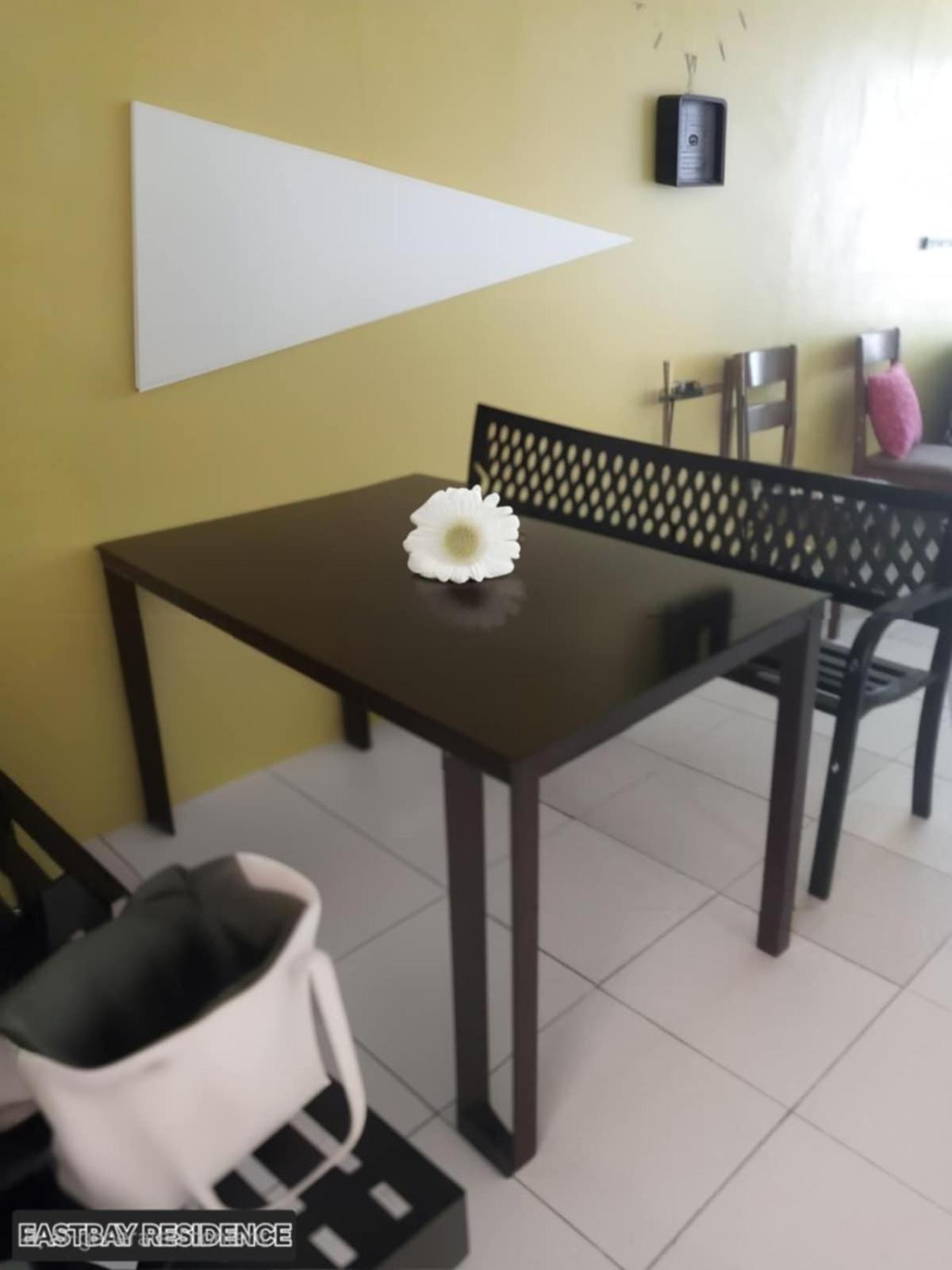 Spacious Room In Alabang Manila Bagian luar foto